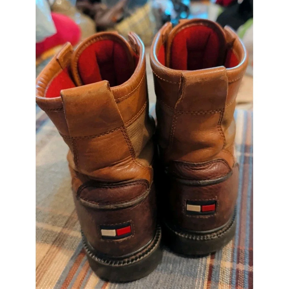 Men's Vintage 9M Tommy Hilfiger Outdoor Snow Winter Boots Brown Leather